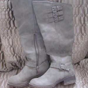 Molliee Tall Womens Grey boots